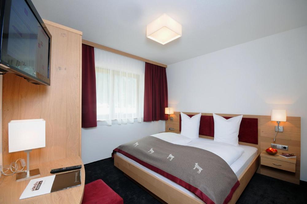 Jagdhof Ligedl Aparthotel Mayrhofen Δωμάτιο φωτογραφία